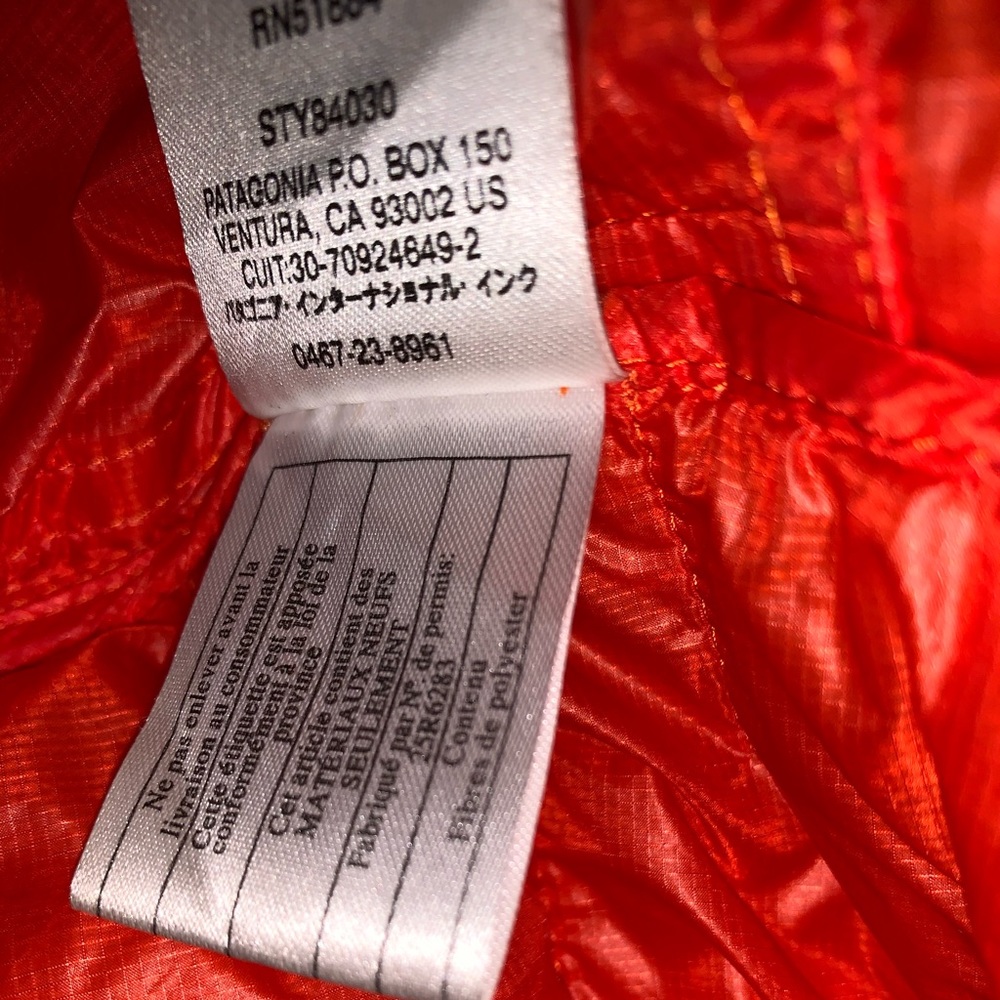 Patagonia Light Weight Puffer Jacket - Picture 11 of 16